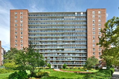 /international/us/97-37-63rd-road-rego-park-ny-110110216898/