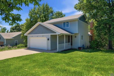 /international/us/2611-sw-golf-view-dr-topeka-ks-110108395990/