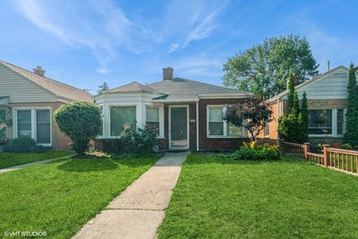 /international/us/5809-n-rogers-avenue-chicago-il-110108293564/
