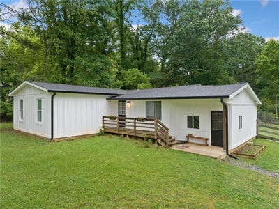 /international/us/154-fairview-road-ball-ground-ga-110100155135/