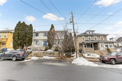 /international/us/708-cherokee-street-bethlehem-city-pa-110108333231/