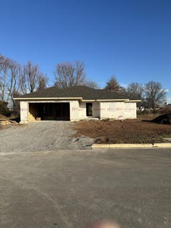 /international/us/41-whitley-lane-monett-mo-110097476598/