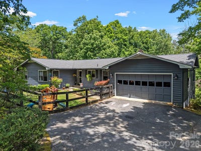 /international/us/707-dogwood-trail-tryon-nc-110108190584/