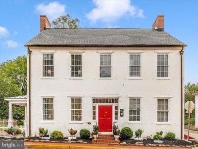 /international/us/1-w-main-st-burkittsville-md-110102661276/