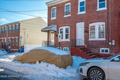 /international/us/219-phillips-avenue-trenton-nj-110105273317/