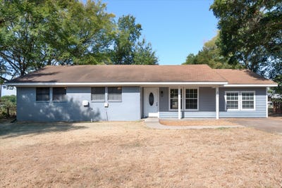 /international/us/825-southwood-fairfield-tx-110119770575/