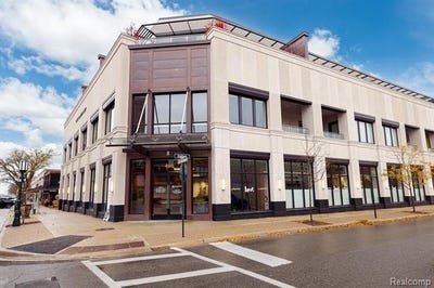 /international/us/400-s-old-woodward-avenue-birmingham-mi-110100684867/