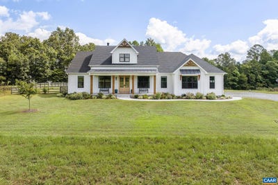 /international/us/1570-james-river-rd-scottsville-va-110106153469/