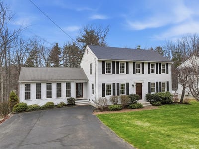 /international/us/51-clark-rd-sturbridge-ma-110107276350/