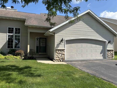 /international/us/4452-woodgate-drive-janesville-wi-110100720361/