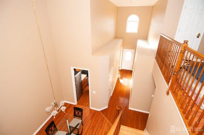/international/us/12-farrington-plaza-franklin-nj-110097066489/