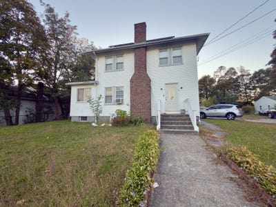 /international/us/8-mason-st-brockton-ma-110120449950/