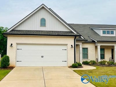 /international/us/7529-doris-ruth-lane-owens-cross-roads-al-110107911406/