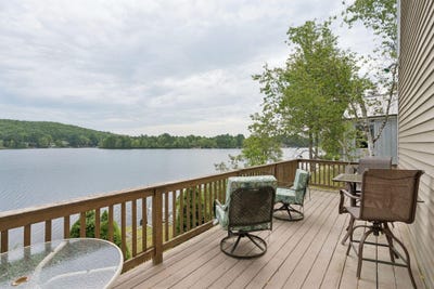 /international/us/13-osprey-lane-shapleigh-me-110101167842/