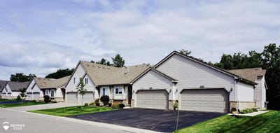 /international/us/28001-gregory-street-grand-blanc-mi-110105529620/