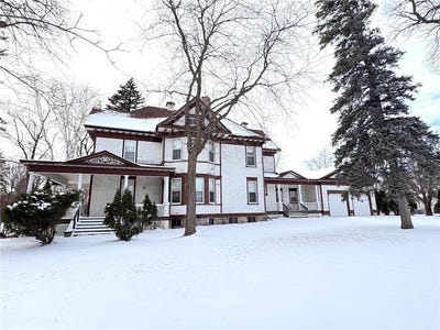 /international/us/1122-pine-street-dawson-mn-110106140838/