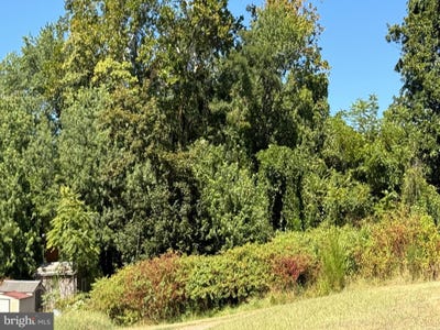 /international/us/214-2nd-avenue-quantico-va-110102081691/