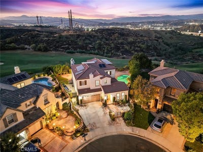 /international/us/27121-rosewood-court-valencia-ca-110120579576/
