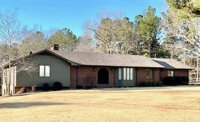 /international/us/1047-state-highway-44-guin-al-110104787572/