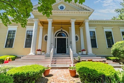 /international/us/35-nonantum-st-boston-ma-110108799298/