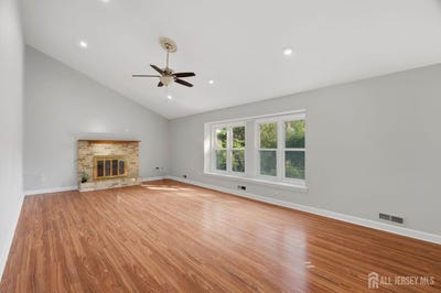 /international/us/20-franklin-drive-plainsboro-nj-110109989267/