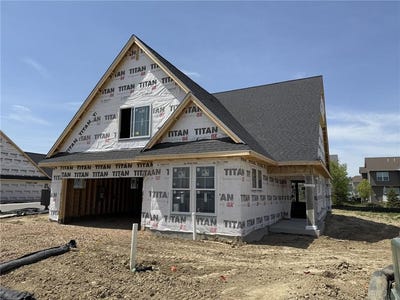 /international/us/9124-mills-lane-chanhassen-mn-110108303361/