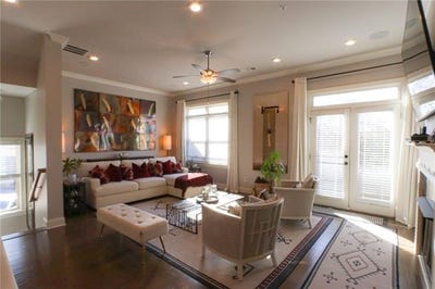 /international/us/1280-stone-castle-circle-smyrna-ga-110107628331/