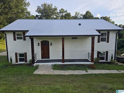 /international/us/405-4th-street-pleasant-grove-al-110101219231/
