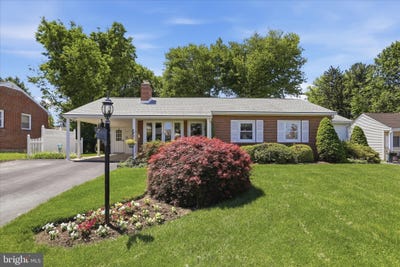 /international/us/17933-oak-ridge-drive-hagerstown-md-110108932639/