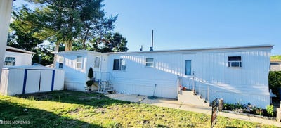 /international/us/7-grace-lane-howell-nj-110108888210/