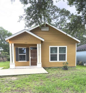 /international/us/2375-ranier-beaumont-tx-110108567229/