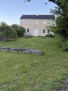 /international/us/114-dearborn-road-epping-nh-110108543759/