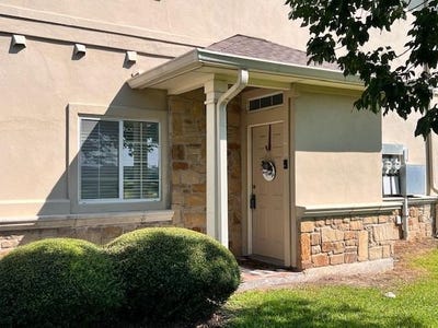 /international/us/1101-e-parmer-ln-austin-tx-110102267710/