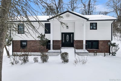 /international/us/2-chapel-court-orangeburg-ny-110105111244/