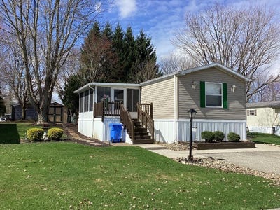 /international/us/7370-holly-dale-drive-erie-pa-110098630300/