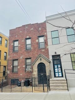 /international/us/1813-madison-street-flushing-ny-110108479896/
