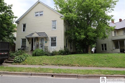 /international/us/527-529-crescent-street-jamestown-ny-110101366521/