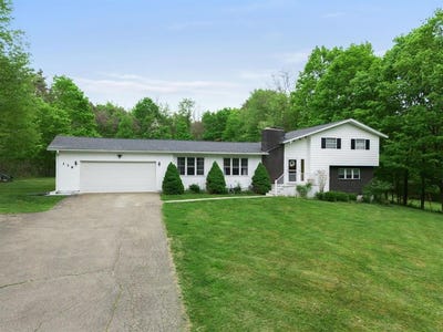 /international/us/138-wilson-hill-road-binghamton-ny-110108237116/