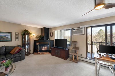 /international/us/7601-w-101st-street-bloomington-mn-110107730057/