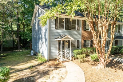 /international/us/110-cimmaron-court-cary-nc-110110379312/