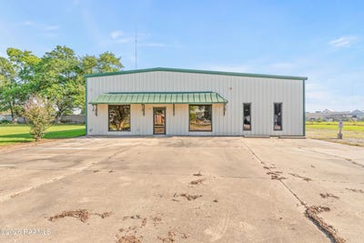 /international/us/221-four-park-road-lafayette-la-110108480012/