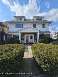 /international/us/1218-s-main-ave-scranton-pa-110108237903/
