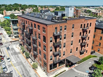 /international/us/41-w-lemon-street-lancaster-pa-110106954278/