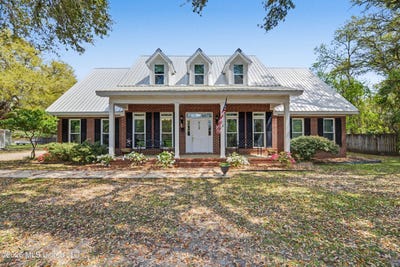 /international/us/712-canal-street-pascagoula-ms-110106695738/