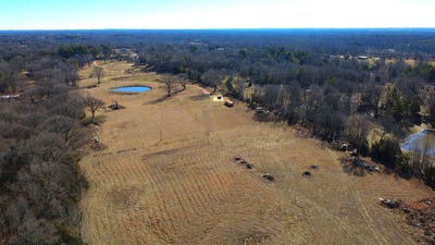 /international/us/2023-gravel-springs-drive-senatobia-ms-110105852438/