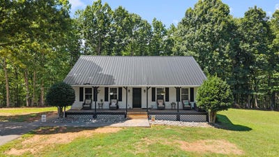 /international/us/3237-dearborn-rd-evington-va-110109032060/