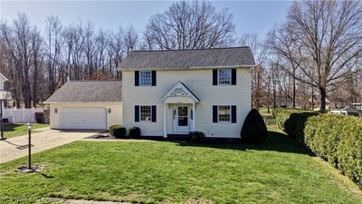 /international/us/1712-rolland-avenue-ne-new-philadelphia-oh-110106732951/