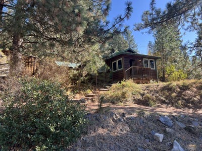 /international/us/109-s-3rd-avenue-s-chiloquin-or-110106033880/