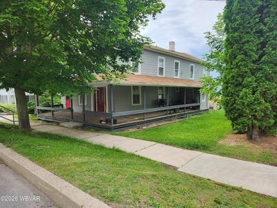 /international/us/584-main-street-laporte-pa-110119513112/