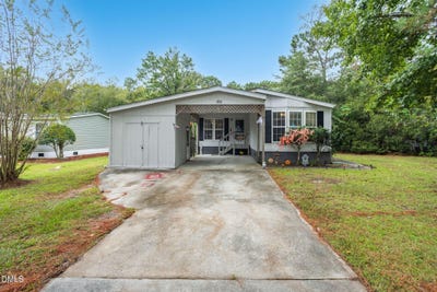 /international/us/160-champion-drive-hampstead-nc-110120128408/